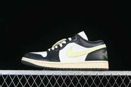 Picture of Air Jordan 1 LOW _SKUfw21001754877039988fw
